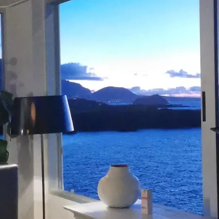 Tenerife Ocean Front I *